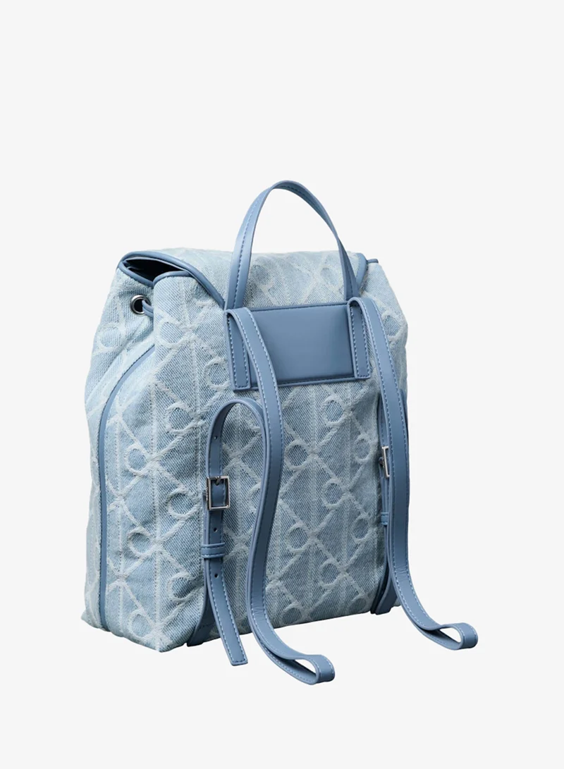 كالفن كلاين حقيبة ظهر جاكار بشعار دنيم